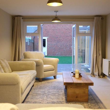Luxury 6-Bedroom House 5 Minutes From Bicester Village Shopping Outlet Chesterton  Eksteriør bilde