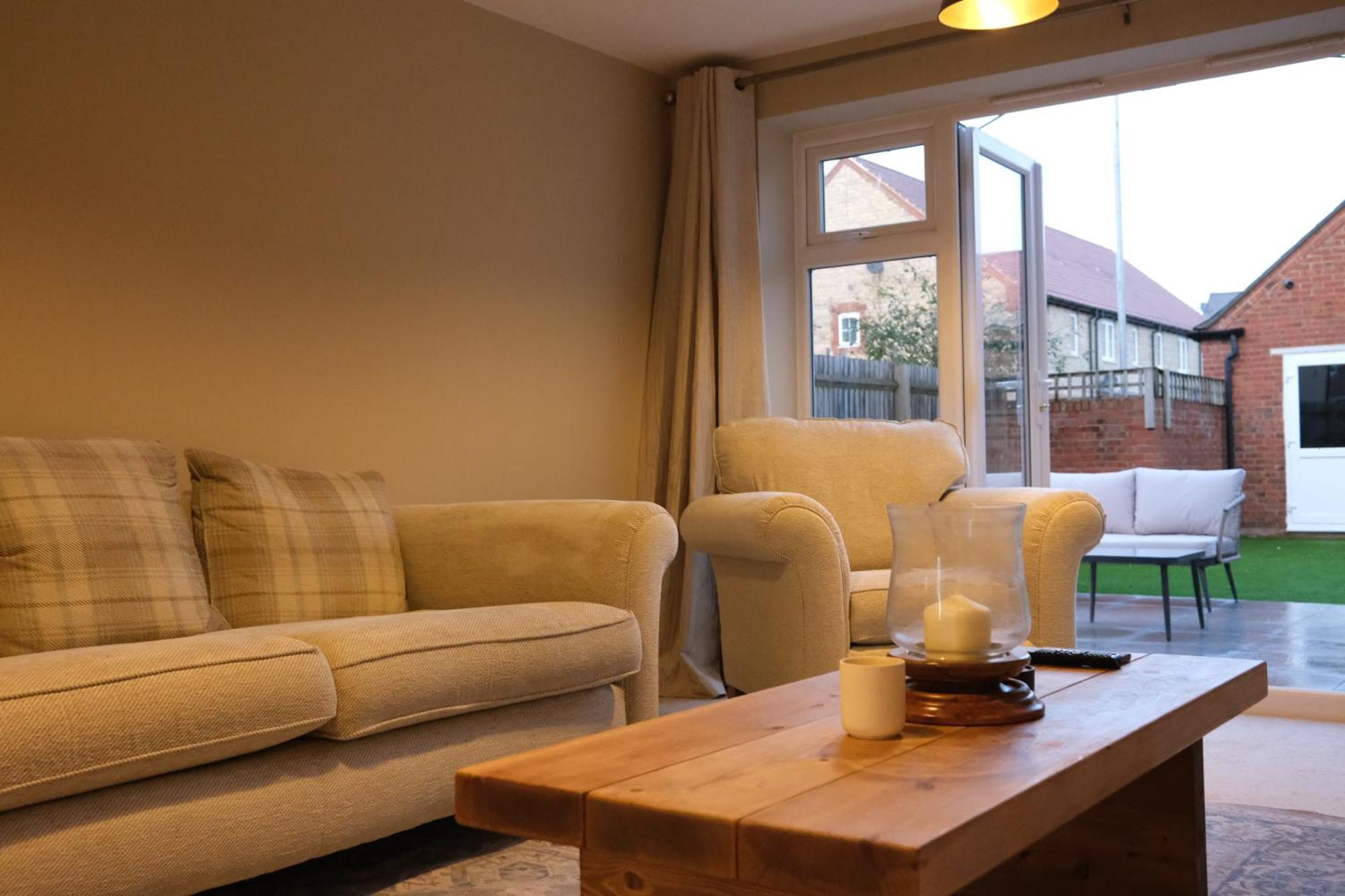 Luxury 6-Bedroom House 5 Minutes From Bicester Village Shopping Outlet Chesterton  Eksteriør bilde
