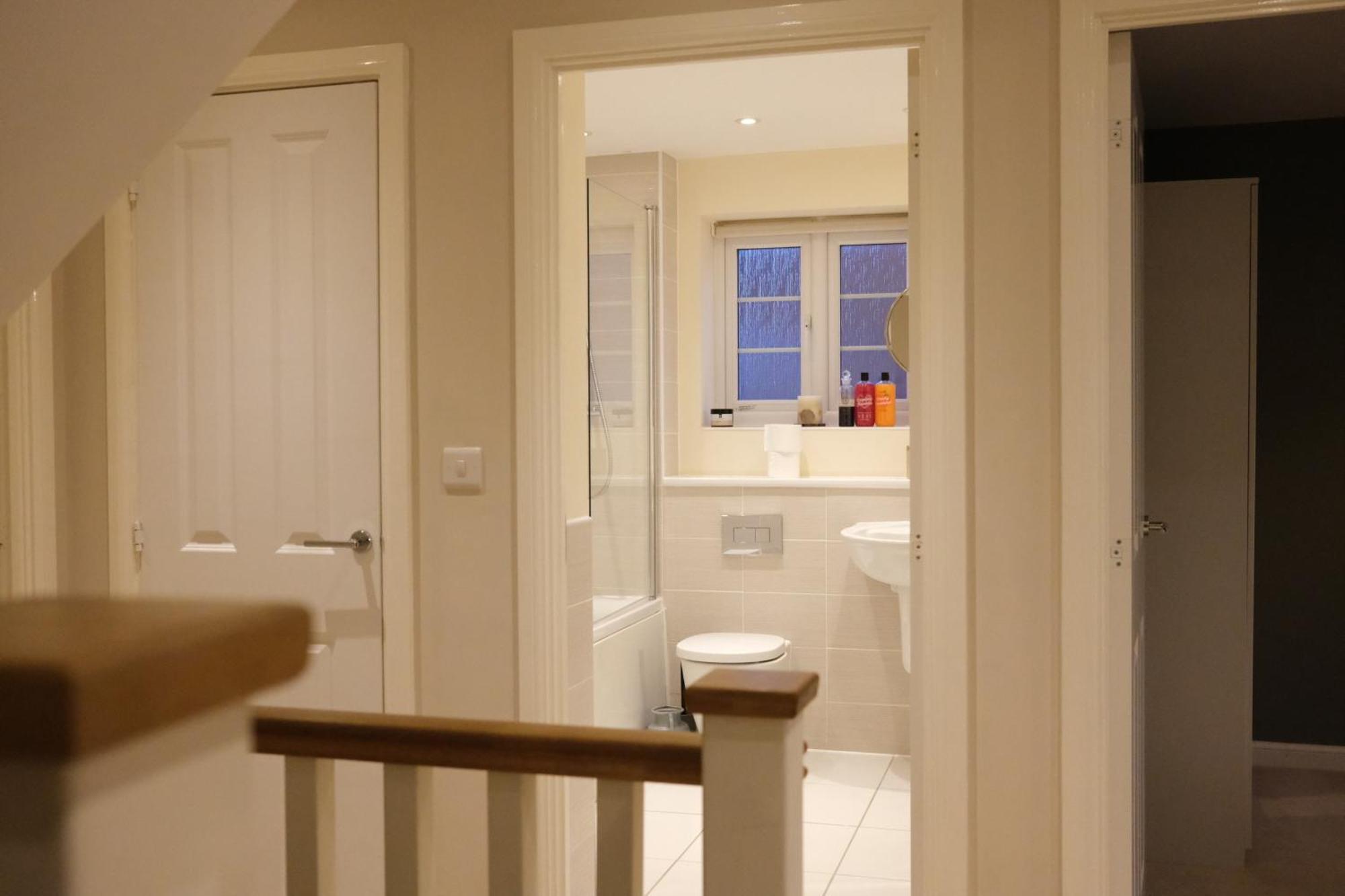 Luxury 6-Bedroom House 5 Minutes From Bicester Village Shopping Outlet Chesterton  Eksteriør bilde