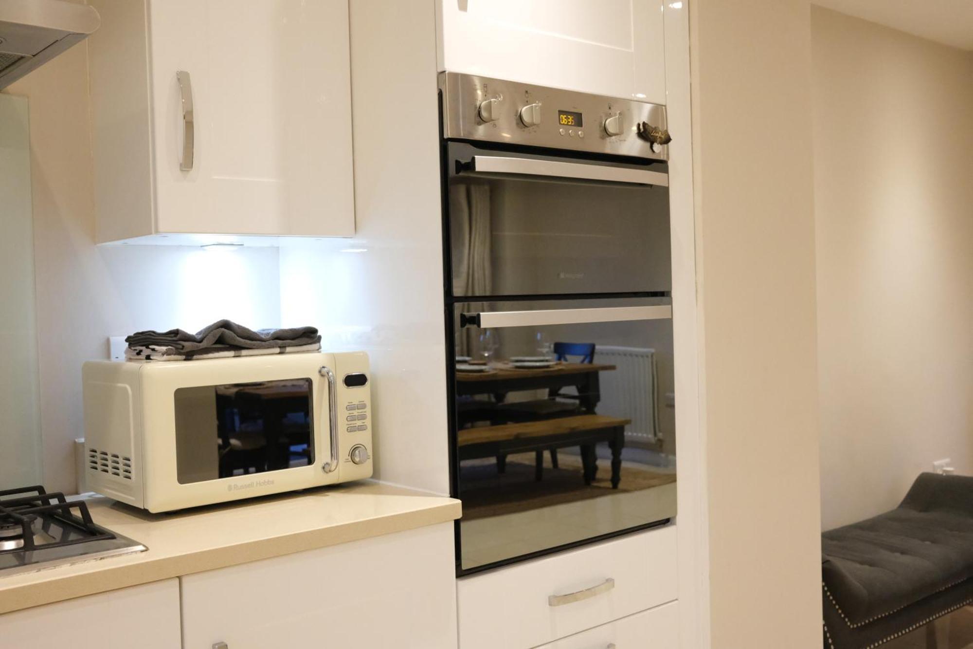 Luxury 6-Bedroom House 5 Minutes From Bicester Village Shopping Outlet Chesterton  Eksteriør bilde